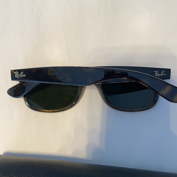 Rayban new wayfarer tortoise - Picture 2 of 4
